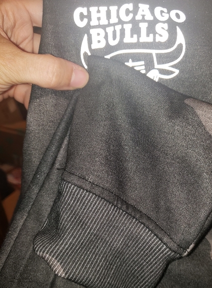 3pc NBA New BULLS Boy's Girl's jogger shirt set - Picture 6 of 10